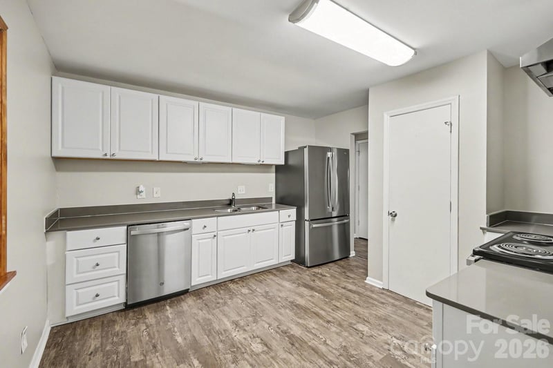 12000 Rock Canyon Dr, Charlotte, NC 28226