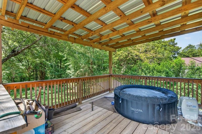 619 N Mountain St, Cherryville, NC 28021