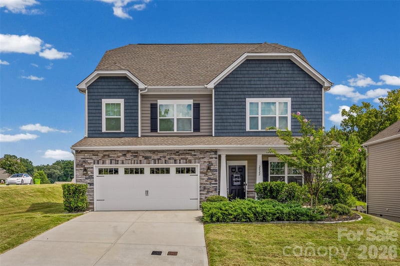 2022 Napa Valley Dr, Waxhaw, NC 28173