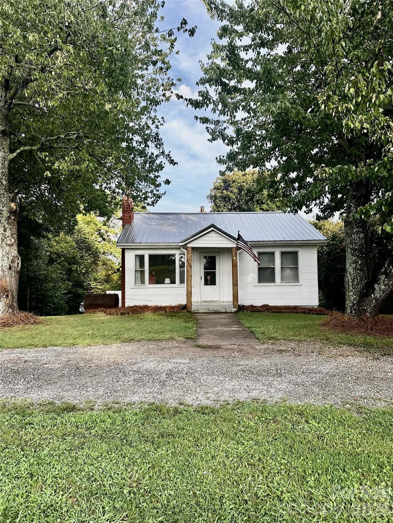 1302 Startown Rd, Lincolnton, NC 28092
