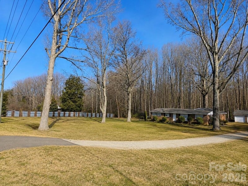 3386 Hands Mill Hw, York, SC 29745