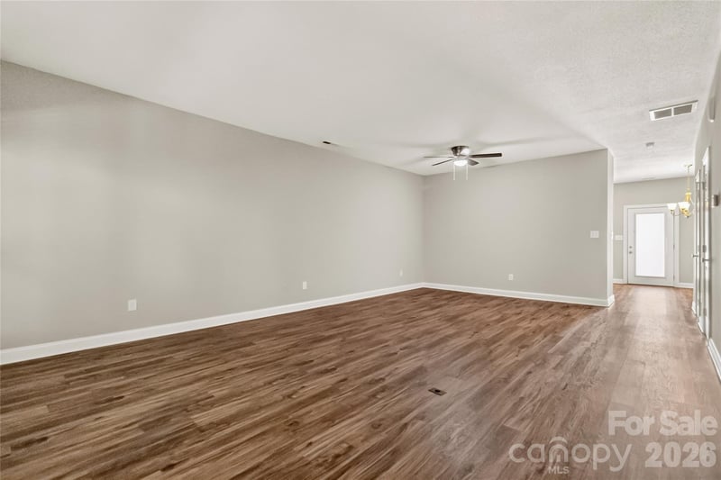 105 Putter Pl, Mooresville, NC 28115