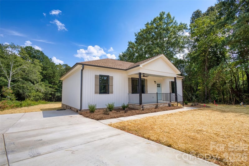 4700 Harmony Church Rd, Edgemoor, SC 29712