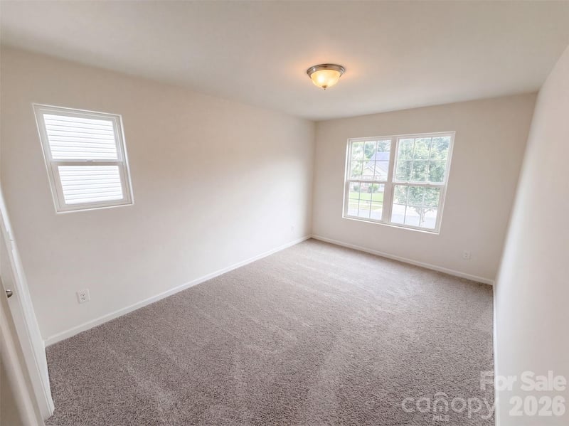 8815 First Run Ct, Charlotte, NC 28215