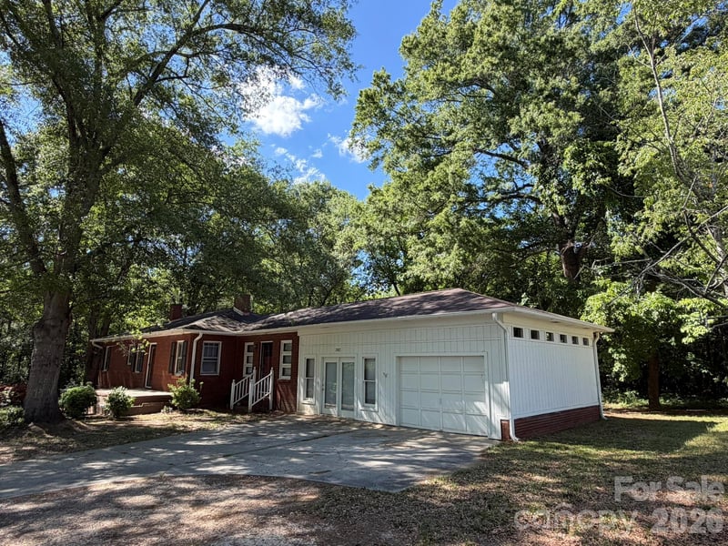 382 Alexis High Shoals Rd, Dallas, NC 28034