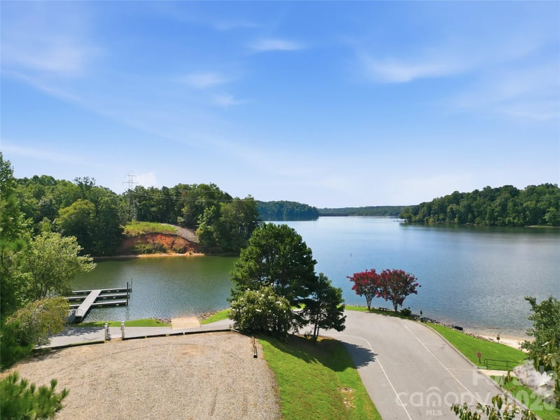 113 Gardner Point Dr, Stony Point, NC 28678