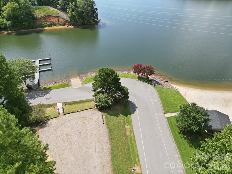 113 Gardner Point Dr, Stony Point, NC 28678