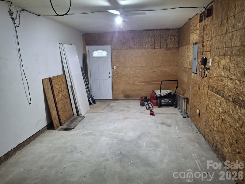 204 Scottlynn Dr, Asheville, NC 28806