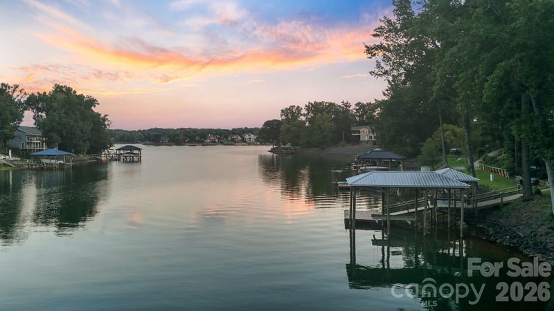 19007 Kailua Cir, Tega Cay, SC 29708