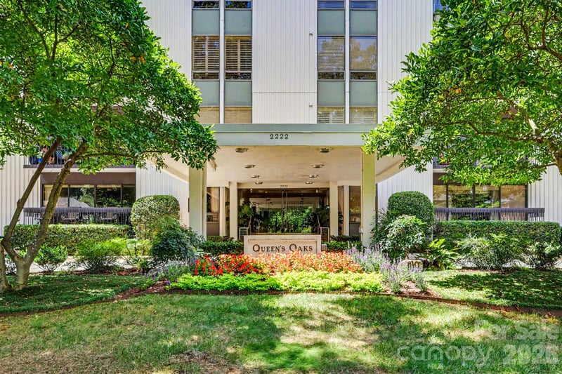 2222 Selwyn Ave #603, Charlotte, NC 28207