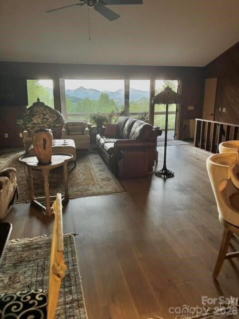70 Calhoun Ridge Rd, Waynesville, NC 28786