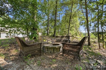 86 Fifth St, York, SC 29745