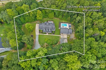 3850 Oakdale Rd, Charlotte, NC 28216