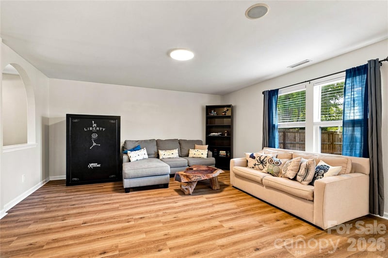 117 Farm Springs Dr, Mount Holly, NC 28120