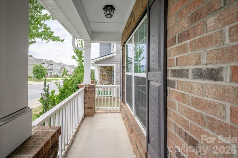 5077 Waterloo Dr, Tega Cay, SC 29708