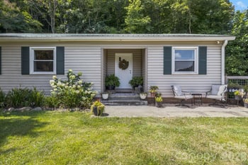 1772 Nc 9 Hw, Black Mountain, NC 28711