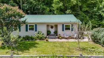 1772 Nc 9 Hw, Black Mountain, NC 28711