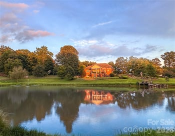 2985 Bradshaw Rd, Mooresville, NC 28115