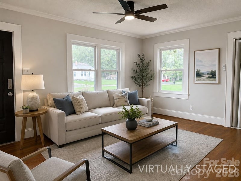 802 3rd St SE, Conover, NC 28613