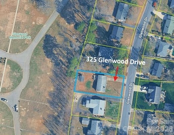 325 Glenwood Dr, Mooresville, NC 28115