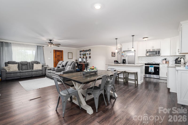 1718 Woolie Rd, Lincolnton, NC 28092