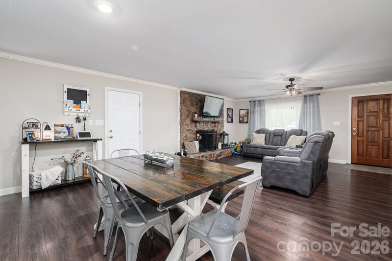 1718 Woolie Rd, Lincolnton, NC 28092