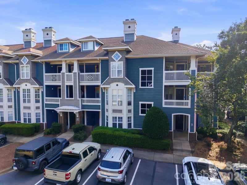 501 Olmsted Park Pl, Charlotte, NC 28203