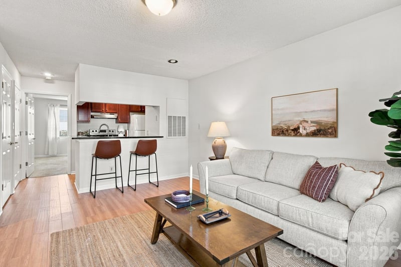 501 Olmsted Park Pl #H, Charlotte, NC 28203