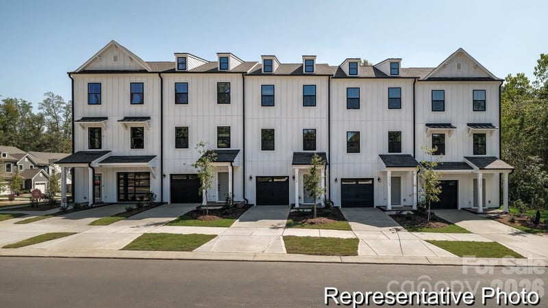 11709 Avocet St #15, Charlotte, NC 28215