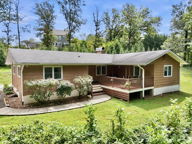 260 Justice Ridge Rd, Candler, NC 28715