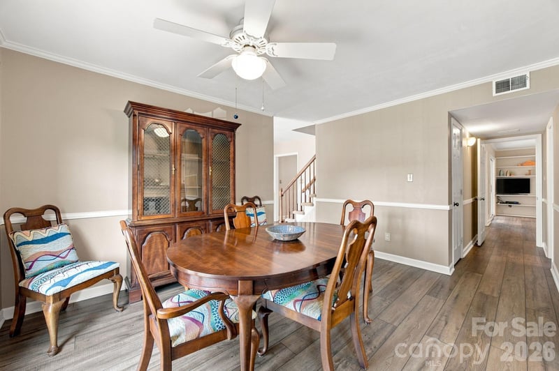 6836 Dumbarton Dr, Charlotte, NC 28210