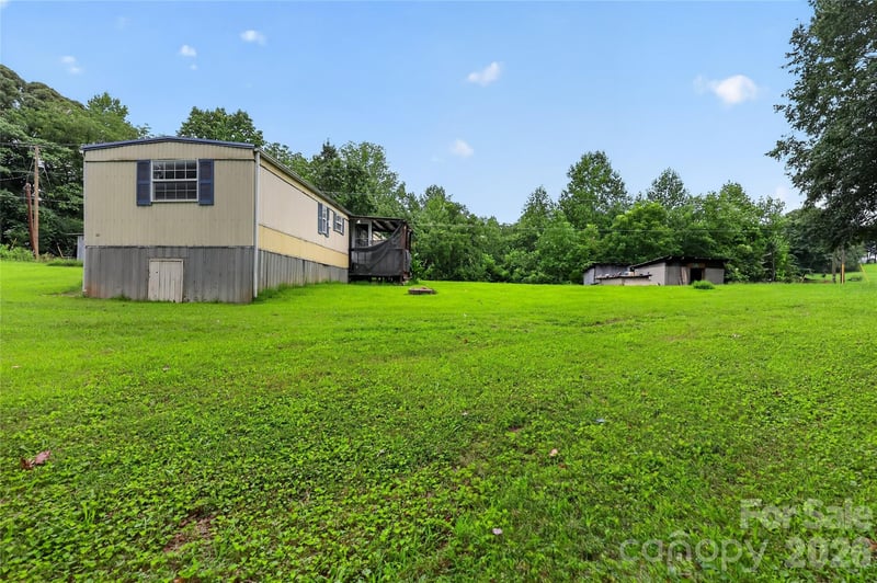 5146 Gross Rd, Hickory, NC 28602