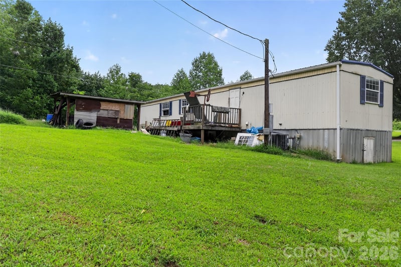 5146 Gross Rd, Hickory, NC 28602