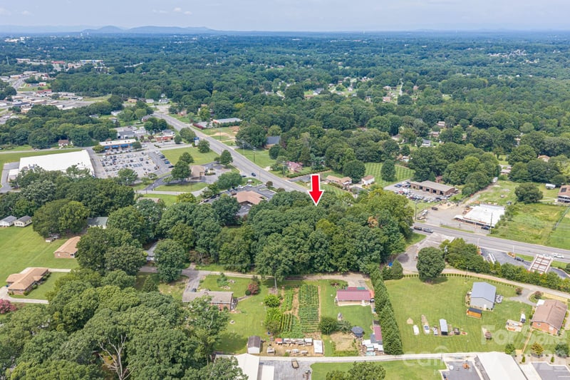 00 Springs Rd NE, Hickory, NC 28601