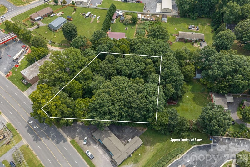 00 Springs Rd NE, Hickory, NC 28601