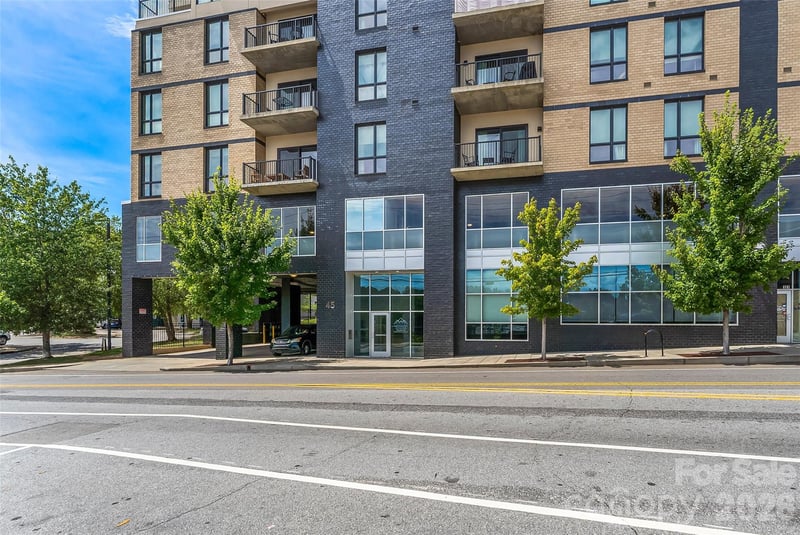 45 Asheland Ave #401, Asheville, NC 28801