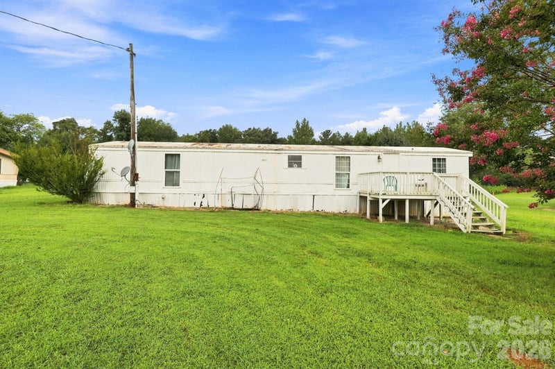 1433 Oakbrook Ln, Denver, NC 28037