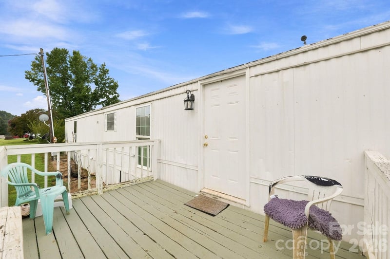 1433 Oakbrook Ln, Denver, NC 28037