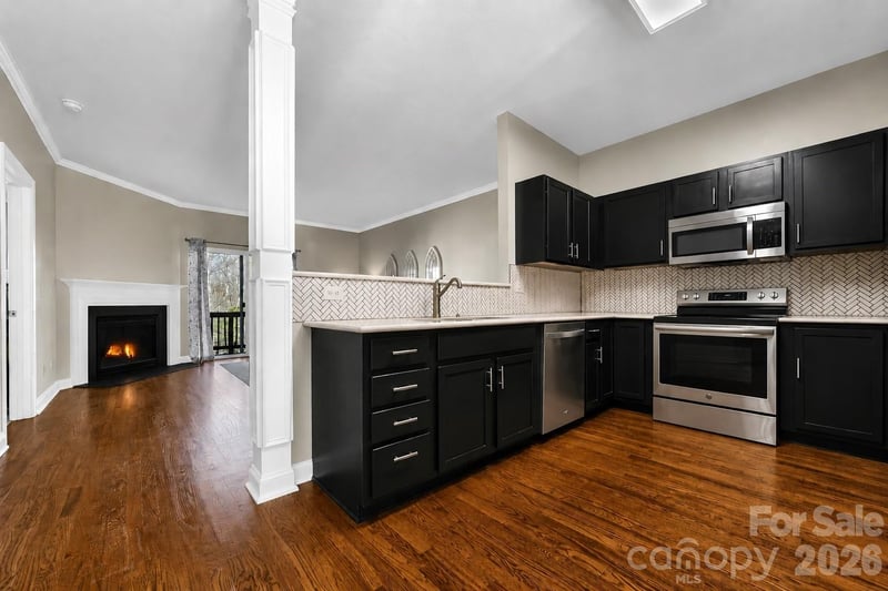 94 Foxden Dr #101, Fletcher, NC 28732