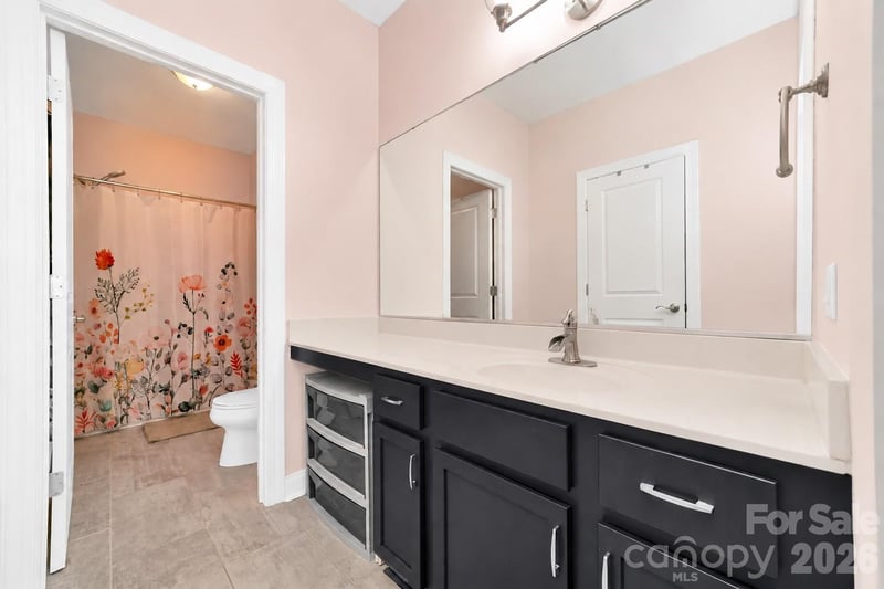 94 Foxden Dr #101, Fletcher, NC 28732