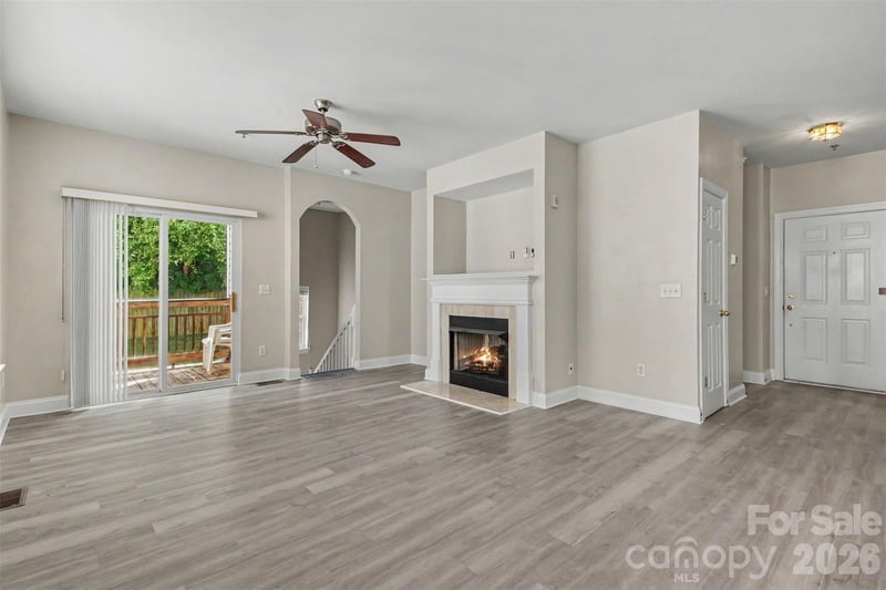 6858 Park Place Dr, Charlotte, NC 28262