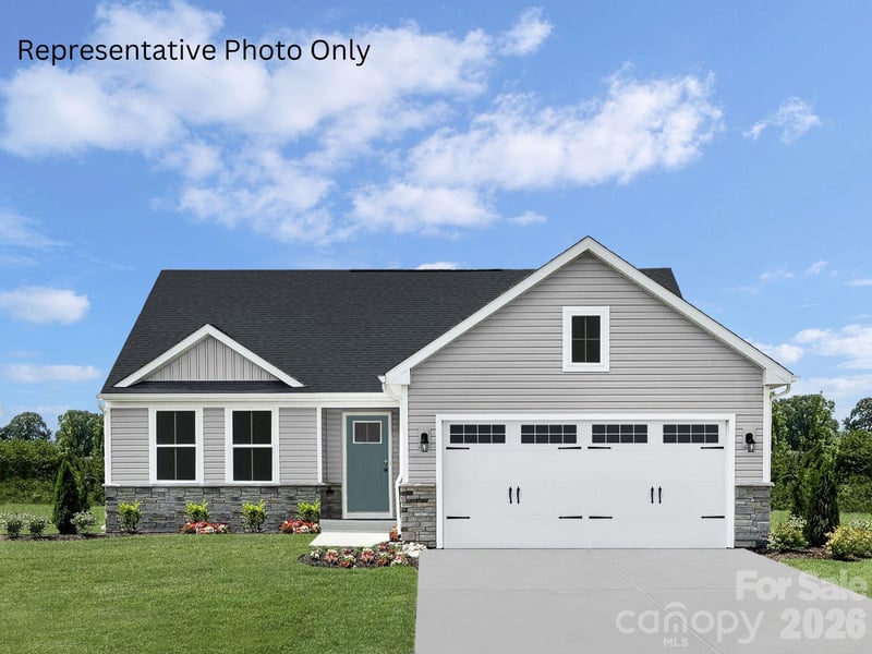 906 Pemberley St, Lancaster, SC 29720