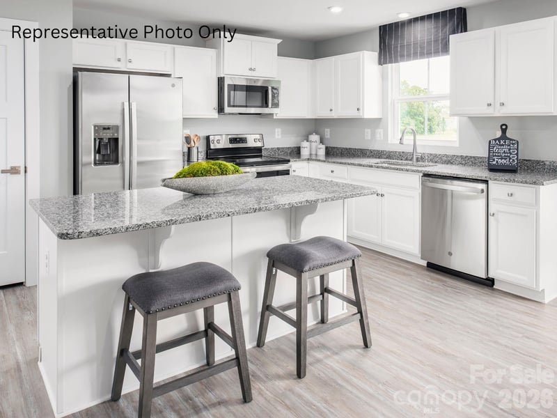 906 Pemberley St, Lancaster, SC 29720