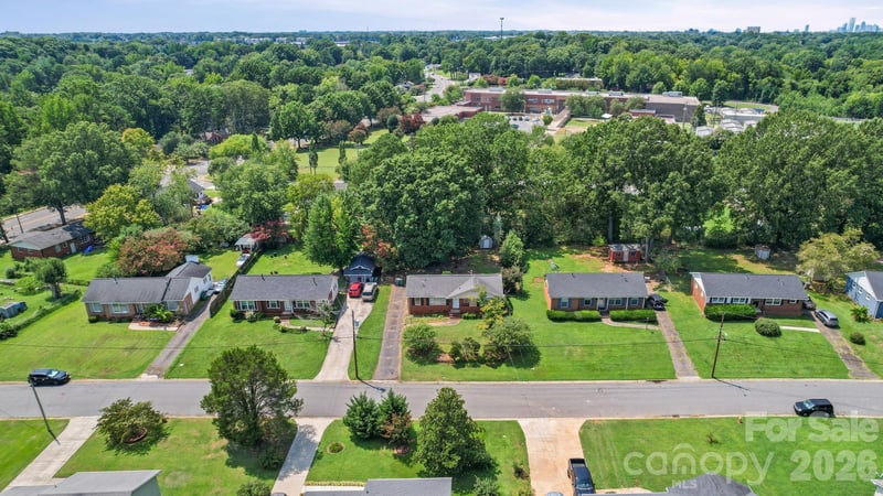 3029 Rosehill Dr, Charlotte, NC 28212