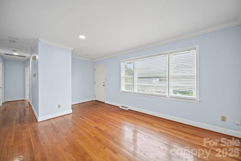 3029 Rosehill Dr, Charlotte, NC 28212