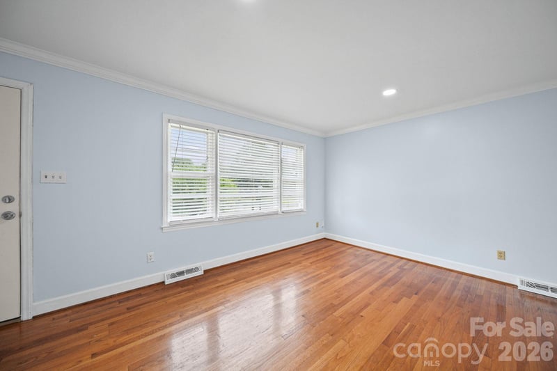 3029 Rosehill Dr, Charlotte, NC 28212