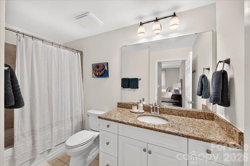 300 W 5th St #318, Charlotte, NC 28202