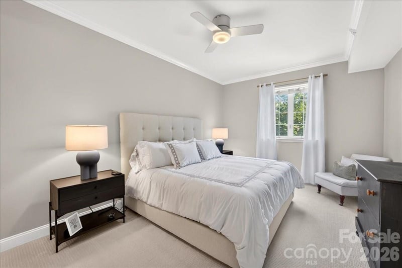 300 W 5th St #318, Charlotte, NC 28202