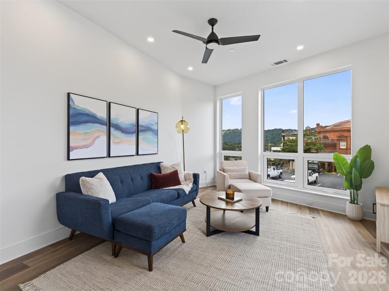 123 Haywood St #404, Asheville, NC 28801