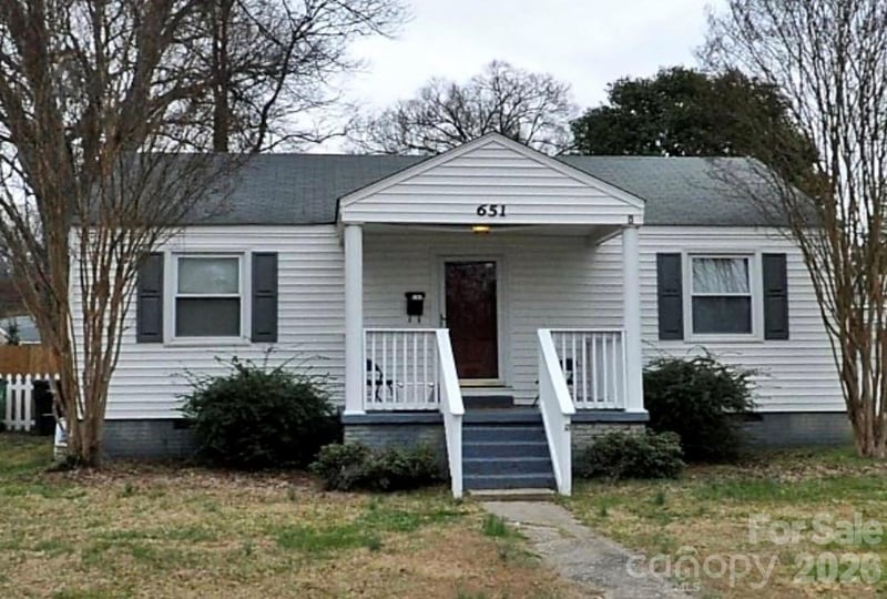 651 Melbourne Ct, Charlotte, NC 28209